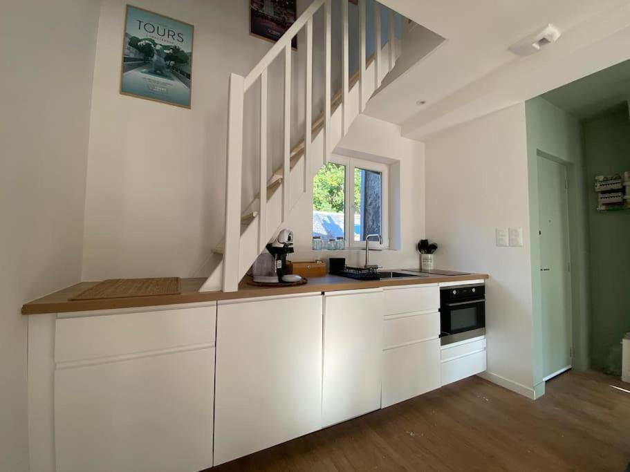 Duplex Cinema - Centre Historique Tours Apartment ภายนอก รูปภาพ